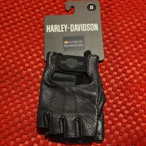 Harley-Davidson Perforated Black Fingerless Gloves, Brand New With Tags